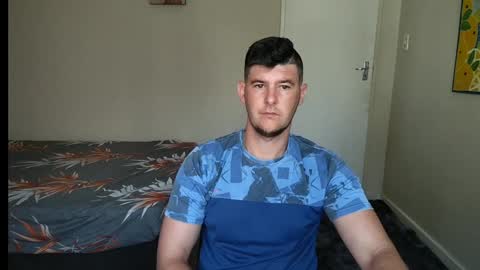 Snapshot of brendansexyboy098754 chatting on January 2025 05:51:01 AM ask me lol online show from January 2025 05:51:01 AM