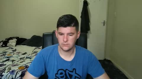 Snapshot of brendansexyboy098754 chatting on October 2025 06:00:02 AM ask me lol online show from October 2025 06:00:02 AM