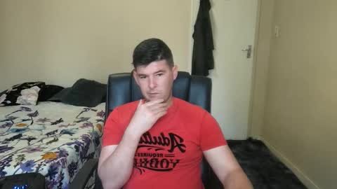 Snapshot of brendansexyboy098754 chatting on October 2025 04:32:02 AM ask me lol online show from October 2025 04:32:02 AM