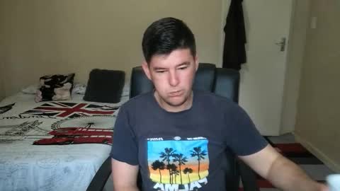 Snapshot of brendansexyboy098754 chatting on October 2025 04:46:02 AM ask me lol online show from October 2025 04:46:02 AM