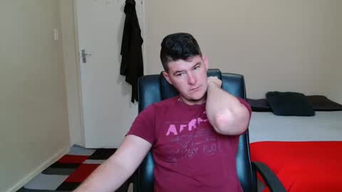 Snapshot of brendansexyboy098754 chatting on November 2025 04:51:01 AM ask me lol online show from November 2025 04:51:01 AM