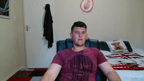 Snapshot of brendansexyboy098754 chatting on February 2026 04:36:01 PM ask me lol online show from February 2026 04:36:01 PM