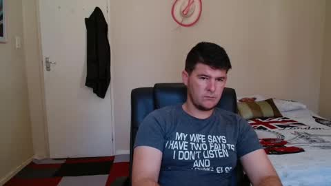 Snapshot of brendansexyboy098754 chatting on March 2026 08:43:01 AM ask me lol online show from March 2026 08:43:01 AM