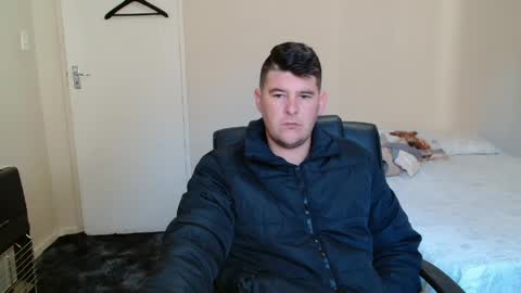 Snapshot of brendansexyboy098754 chatting on May 2026 05:24:01 AM ask me lol online show from May 2026 05:24:01 AM