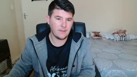 Snapshot of brendansexyboy098754 chatting on June 2026 07:22:01 AM ask me lol online show from June 2026 07:22:01 AM