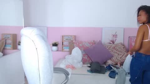 Brenda online show from February 2025 12:39:02 PM