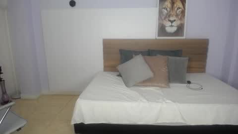 Brenda online show from March 2025 09:44:02 AM