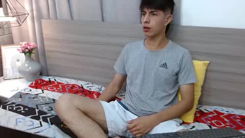 Esteban online show from February 2025 12:21:01 AM