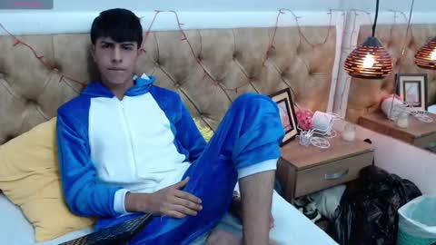 Esteban online show from March 2025 07:24:01 AM