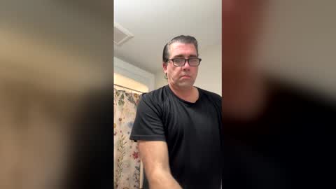 brentis1976 online show from March 2026 09:33:02 PM