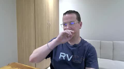 Brett online show from September 2025 03:55:01 PM