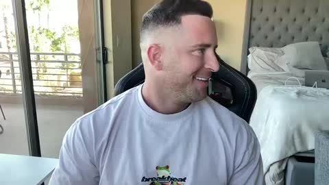 Brett Mycles online show from February 2025 11:15:01 PM