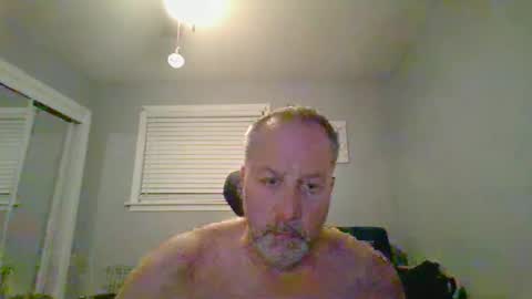 hey online show from April 2026 02:09:02 AM