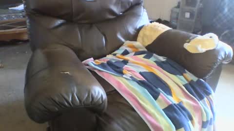 raining down on me online show from December 2024 05:18:02 PM