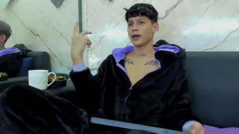 Snapshot of brian_hotof1 chatting on June 2026 12:18:02 PM brian_hotof1 online show from June 2026 12:18:02 PM
