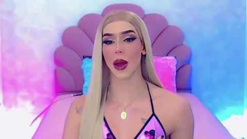 BRIANA online show from January 2025 05:22:01 AM