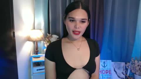 Snapshot of briana_sinclaire chatting on April 2026 04:10:02 AM Claire online show from April 2026 04:10:02 AM