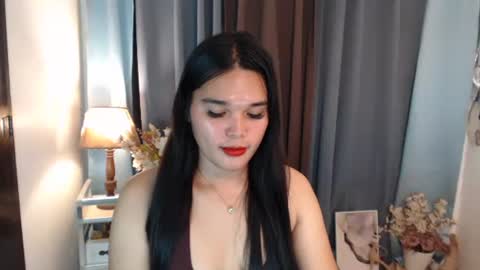 Snapshot of briana_sinclaire chatting on May 2026 06:53:01 AM Claire online show from May 2026 06:53:01 AM