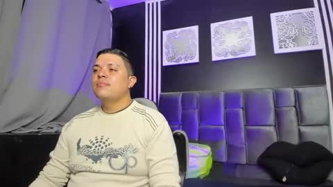 brianhot_fire online show from November 2025 03:21:02 AM