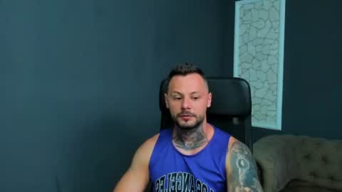 Snapshot of brianhunts chatting on June 2026 04:36:02 AM Brian online show from June 2026 04:36:02 AM