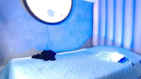 Briana online show from November 2025 04:48:02 AM