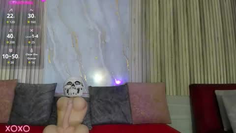 Brianna Chelsea  online show from October 2025 12:09:02 PM