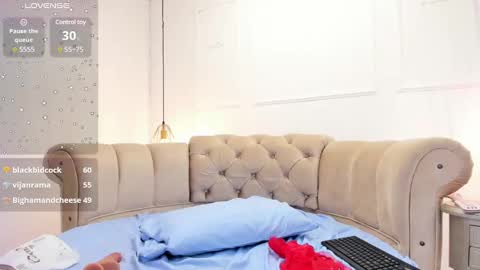 Brianna  online show from February 2025 06:52:02 PM