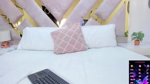 Snapshot of briannahill_ chatting on September 2025 12:38:02 PM Brianna online show from September 2025 12:38:02 PM