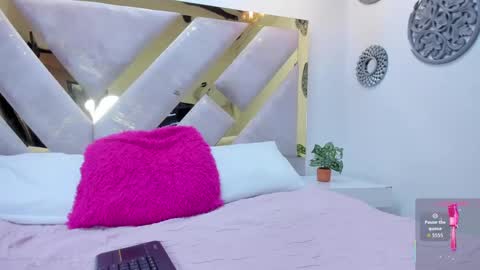 Snapshot of briannahill_ chatting on September 2025 12:07:02 PM Brianna online show from September 2025 12:07:02 PM