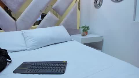 Snapshot of briannahill_ chatting on October 2025 11:41:02 AM Brianna online show from October 2025 11:41:02 AM