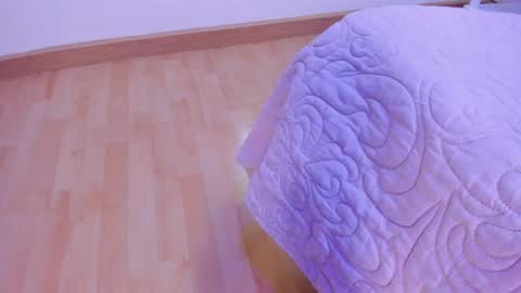 Snapshot of briannahill_ chatting on October 2025 12:03:02 PM Brianna online show from October 2025 12:03:02 PM