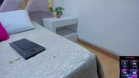 Snapshot of briannahill_ chatting on October 2025 11:22:02 AM Brianna online show from October 2025 11:22:02 AM