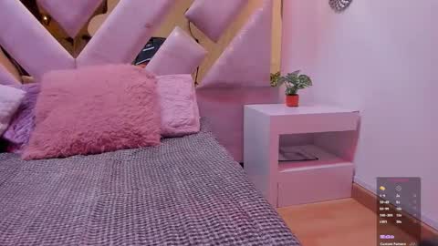 Snapshot of briannahill_ chatting on October 2025 11:44:01 AM Brianna online show from October 2025 11:44:01 AM