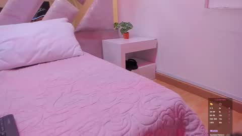 Snapshot of briannahill_ chatting on November 2025 12:05:02 PM Brianna online show from November 2025 12:05:02 PM