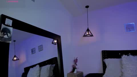 Snapshot of briannahill_ chatting on November 2025 11:57:02 AM Brianna online show from November 2025 11:57:02 AM