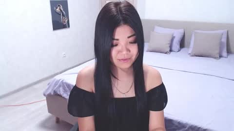 briannamenson online show from December 2024 05:48:01 PM