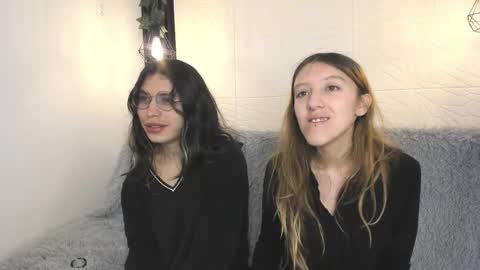 briarandblair online show from November 2025 01:03:01 PM