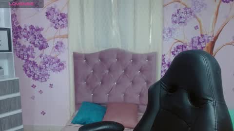 DAYANNA online show from March 2025 12:50:02 PM