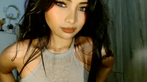 Bridgets room online show from May 2026 08:38:02 PM