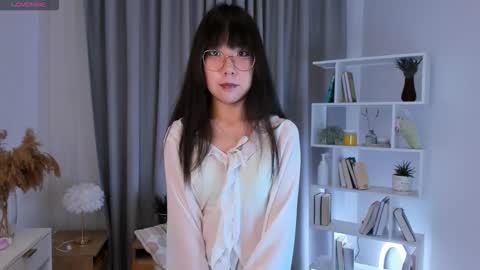 Hanna online show from December 2025 01:14:01 AM