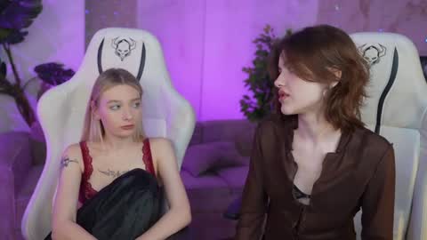 Snapshot of bright_diamonds_054 chatting on March 2025 08:53:02 PM Diamonds Girls online show from March 2025 08:53:02 PM