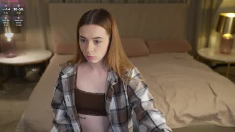 Snapshot of bright_diamonds_054 chatting on October 2025 06:27:02 PM Diamonds Girls online show from October 2025 06:27:02 PM