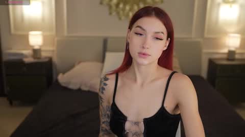 Snapshot of bright_diamonds_054 chatting on October 2025 11:49:02 PM Diamonds Girls online show from October 2025 11:49:02 PM