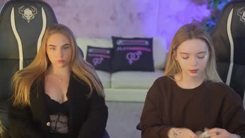 Snapshot of bright_diamonds_054 chatting on November 2025 08:36:02 AM Diamonds Girls online show from November 2025 08:36:02 AM