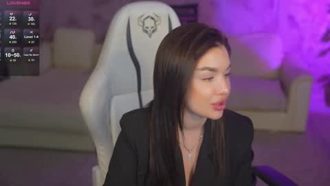 Snapshot of bright_diamonds_054 chatting on November 2025 11:49:01 AM Diamonds Girls online show from November 2025 11:49:01 AM