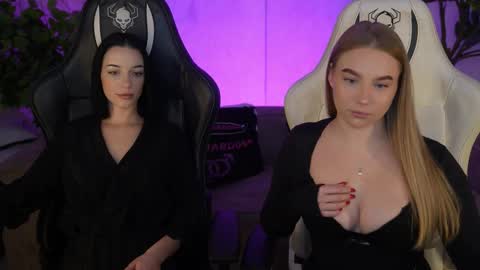 Snapshot of bright_diamonds_054 chatting on November 2025 09:44:02 AM Diamonds Girls online show from November 2025 09:44:02 AM