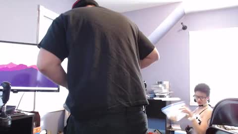 Strawberry online show from January 2025 02:59:02 PM