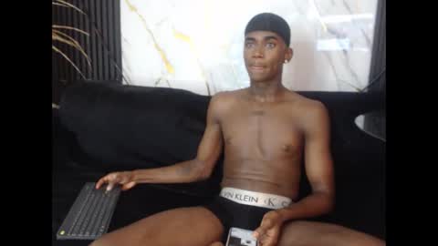 Snapshot of brihansexx chatting on November 2025 04:39:02 AM bhrian online show from November 2025 04:39:02 AM