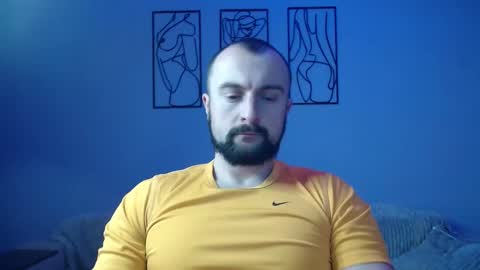 brindlefly69 online show from December 2024 11:37:02 AM