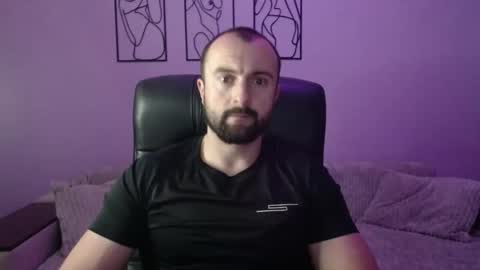 brindlefly69 online show from September 2025 11:43:01 AM